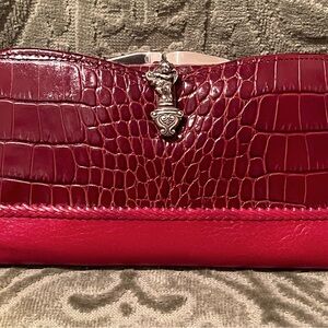 VINTAGE GENUINE BRIGHTON LOVE-HEART WALLET.